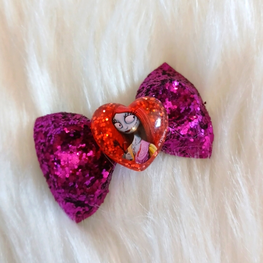 Small gliterry Nightmare before Christmas hairbow